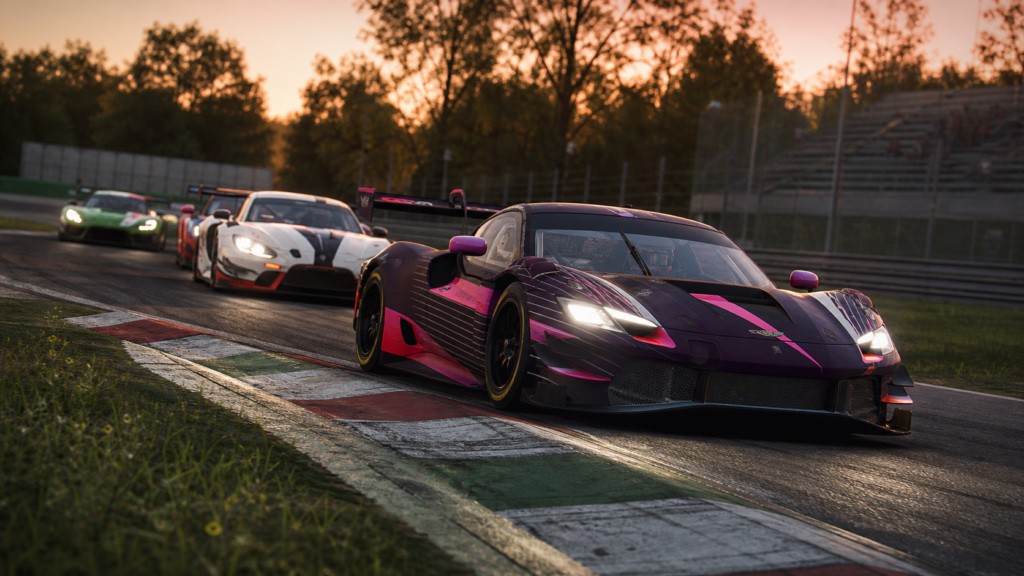 GT3 cars racing through Monza during a RaceVIPClub weekly sprint session
